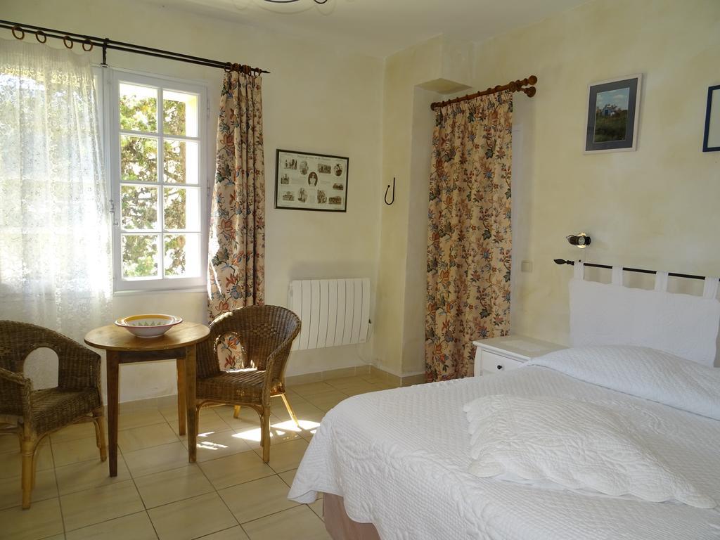 Domaine De La Grange Neuve Hotell La Roque-sur-Pernes Eksteriør bilde
