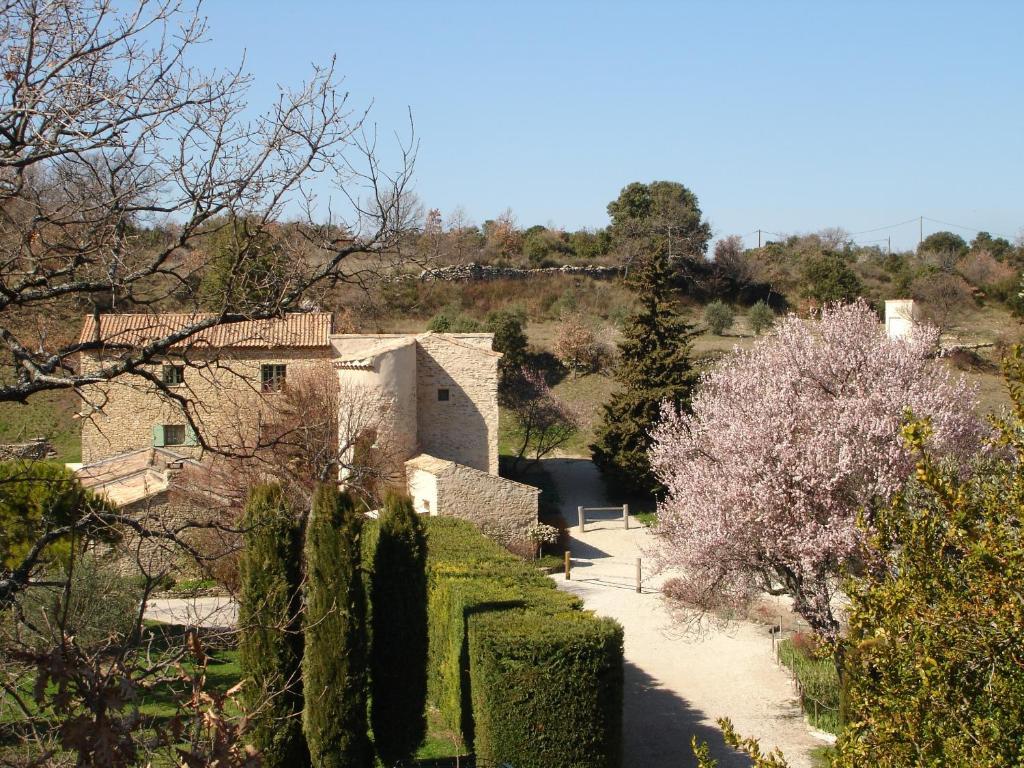 Domaine De La Grange Neuve Hotell La Roque-sur-Pernes Eksteriør bilde